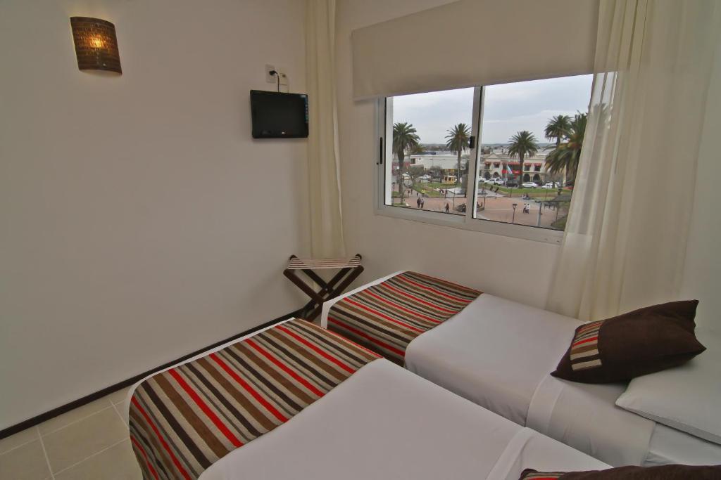 מלדונאדו De La Plaza Hotel חדר תמונה